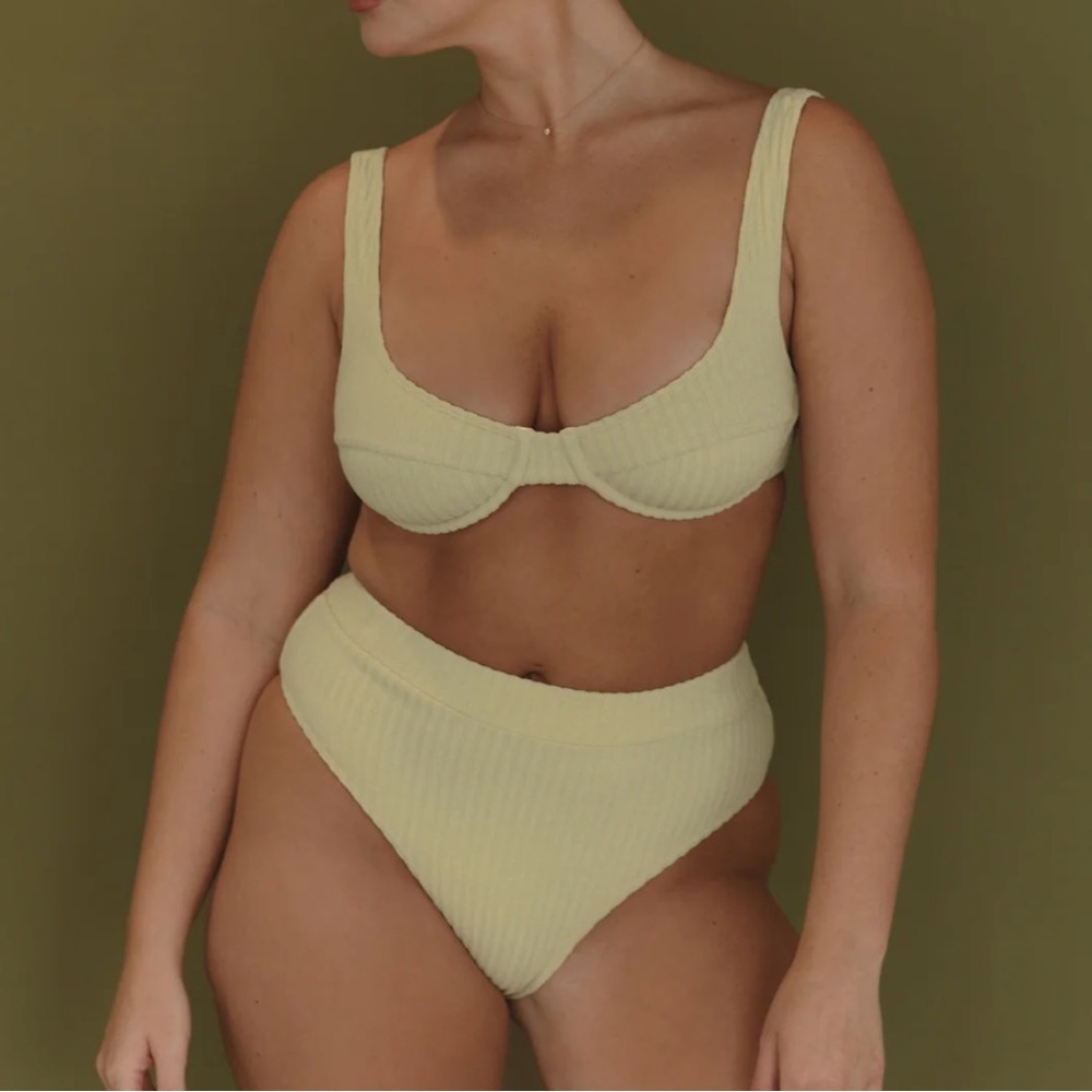 Ochrelane - Ribbed Toweling high waist bottom